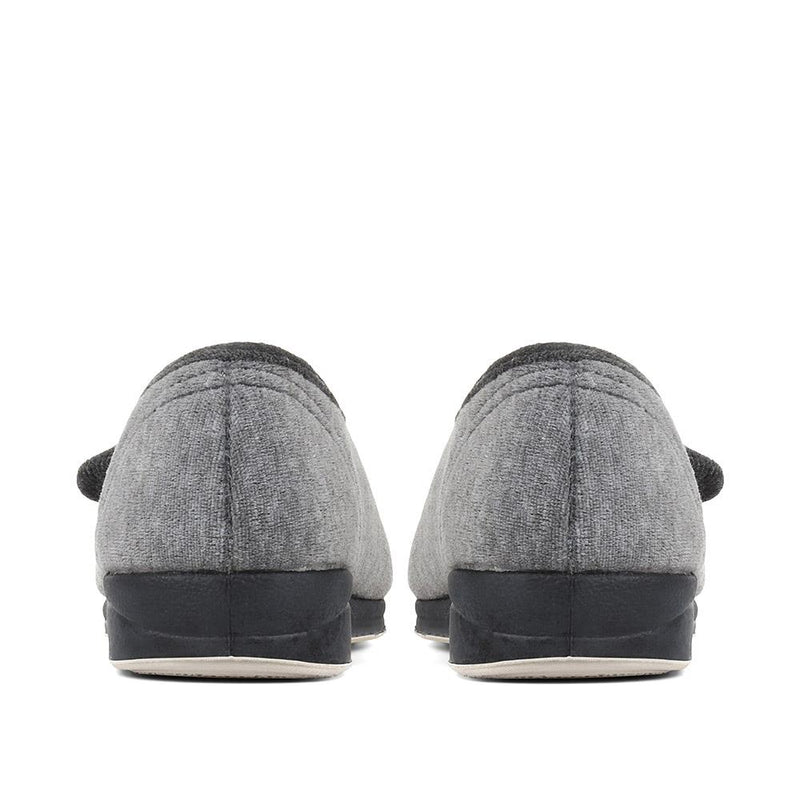 Adjustable Touch-Fasten Slippers - QING35001 / 321 644