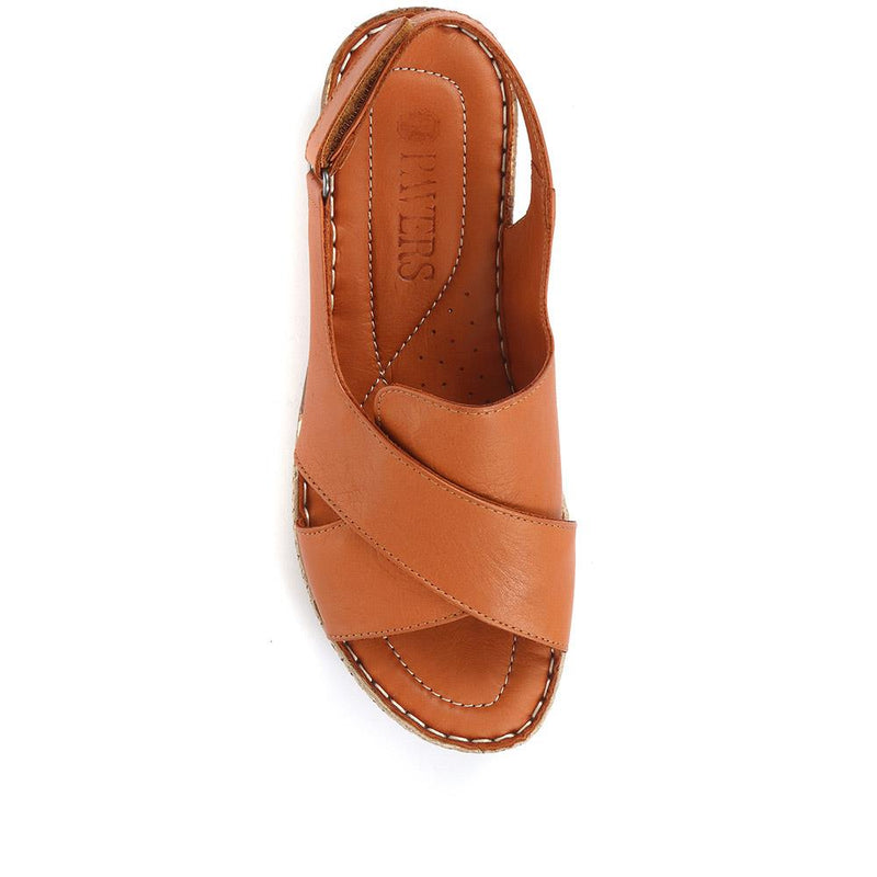 Leather Cross-Over Sandals - MKOC33005 / 320 053
