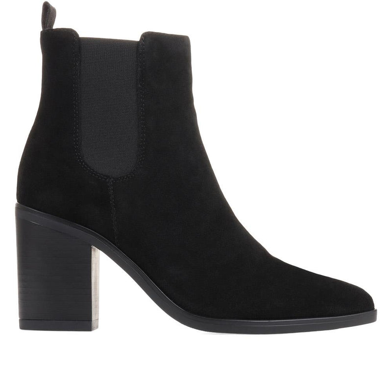 Clair Heeled Chelsea Boots - CLAIR / 322 538