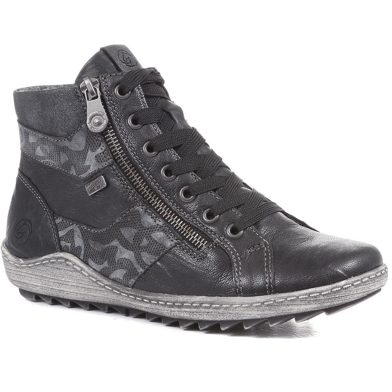 Leather High-Top Trainers - DRS36502 / 322 420