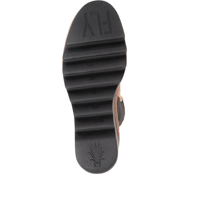 Bagu Wedge Heel Chelsea Boots - FLYLO36500 / 322 629