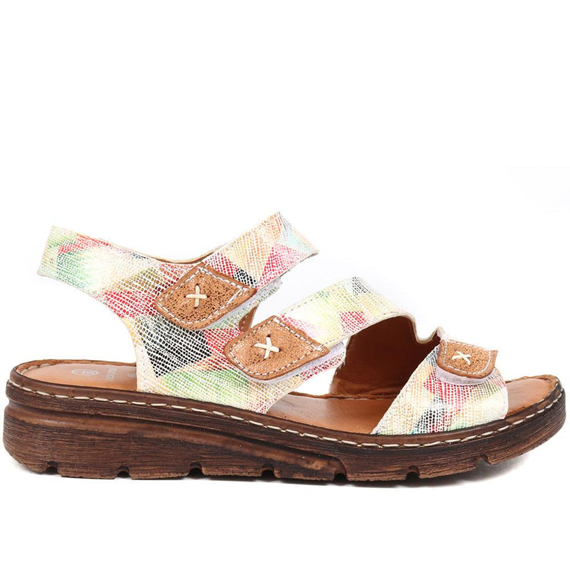 Leather Touch Fasten Sandals - LUCK37005 / 323 988