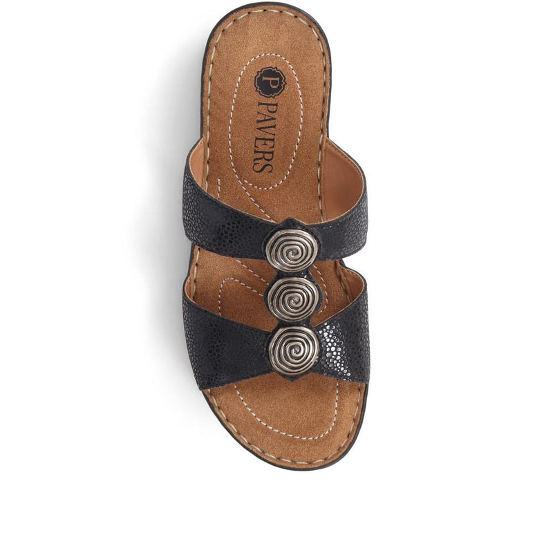 Leather Slip On Sandals - KF37012 / 323 970