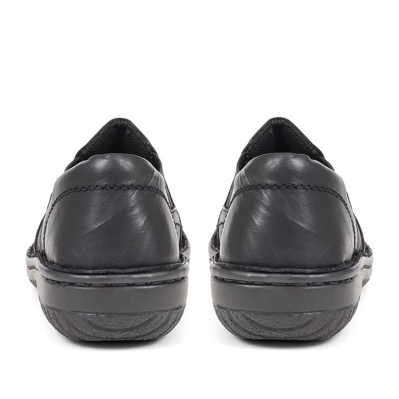 Elasticated Leather Slip-Ons - HAK38029 / 324 707