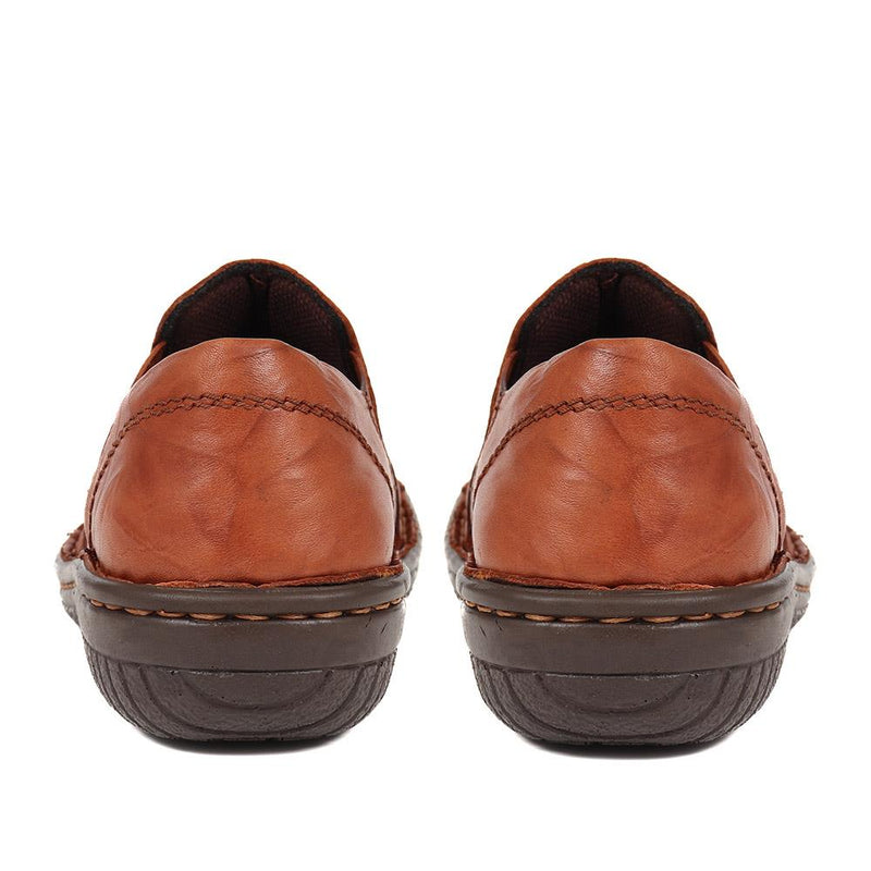 Elasticated Leather Slip-Ons - HAK38029 / 324 707