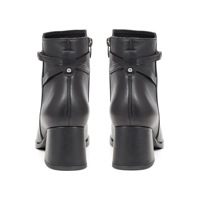 Monika Heeled Ankle Boots - MONIKA / 324 335