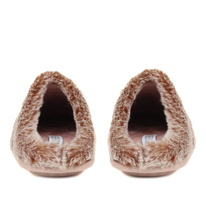 Faux Fur Lined Fleece Slippers - GALOP38001 / 324 485