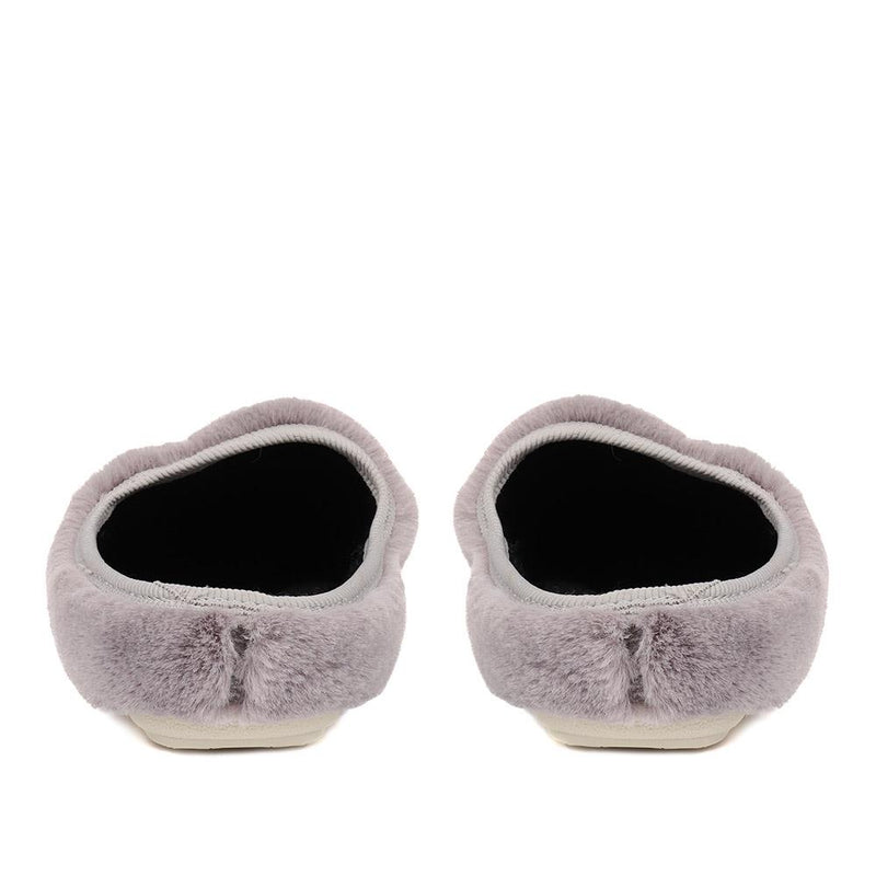 Faux Fur Mule Slippers - FLY38017 / 324 105