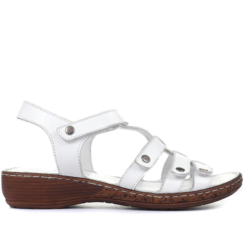 Leather T-Bar Sandals - LUCK33015 / 320 059