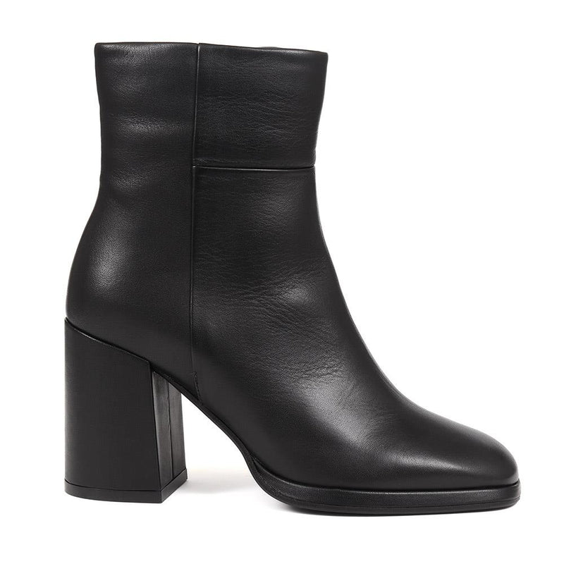 Clarabella Leather Heeled Ankle Boots - CLARABELLA / 324 306